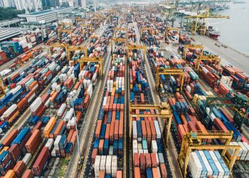 Corona-Pandemie beeinflusst Umschlag im Hamburger Hafen